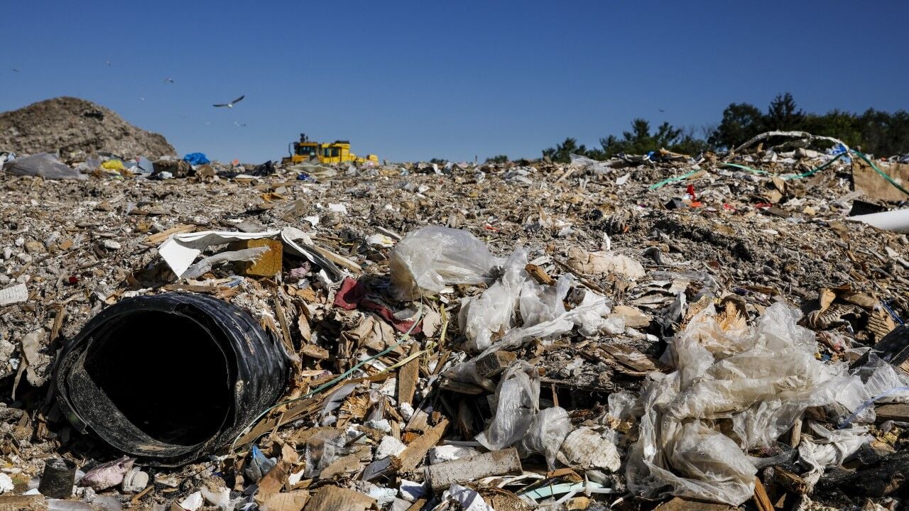 trash-landfill